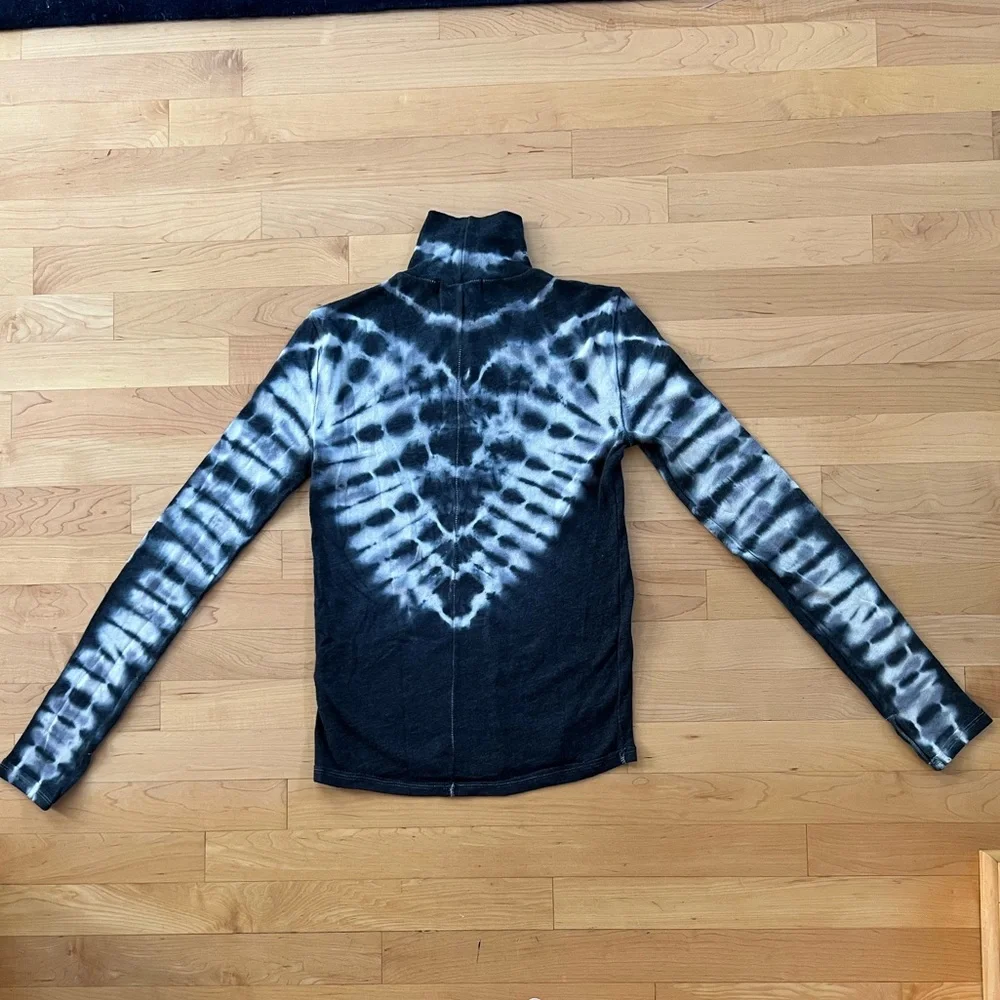 ✌️Psychedelic Groovy Long Sleeve Charcoal/White Tie Dye Free People/We The Free - Picture 3 of 15